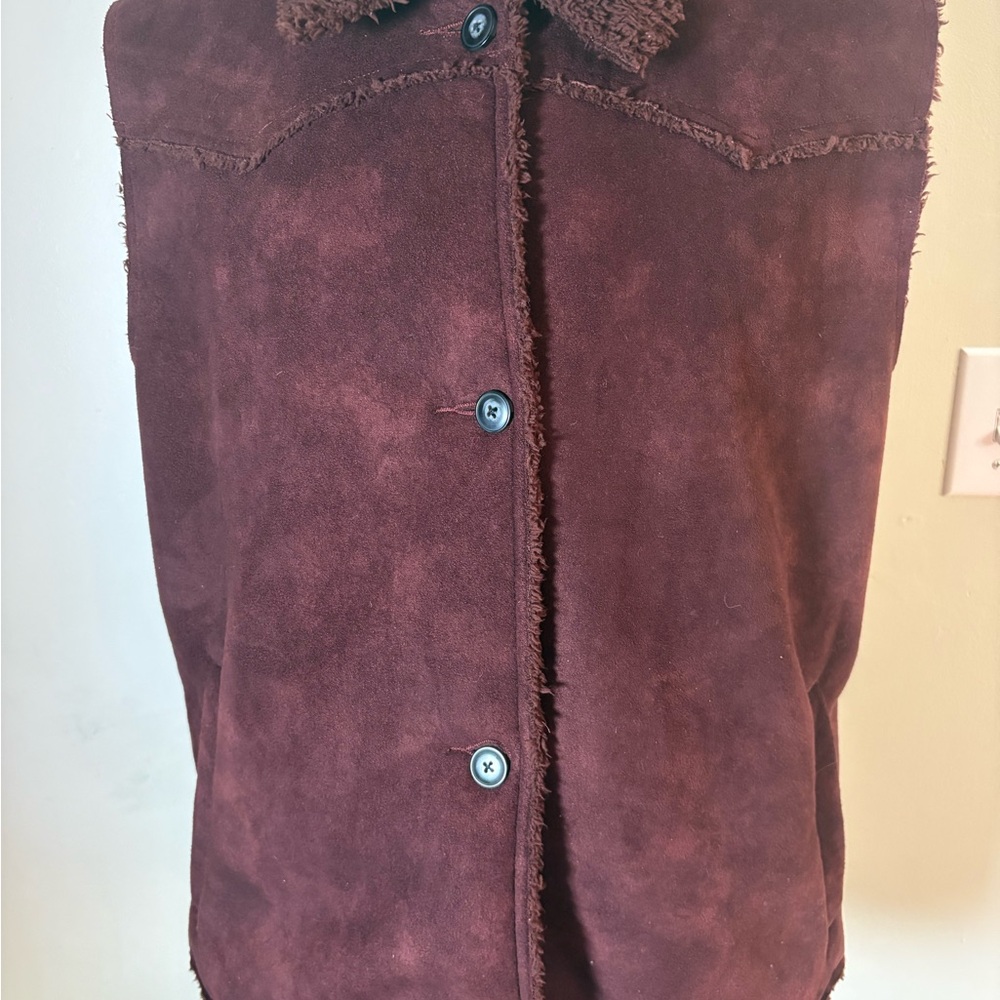 Woolrich Women's Faux Suede Sherpa Lined Vest size XL